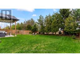 35 WEIR CRESCENT - 31