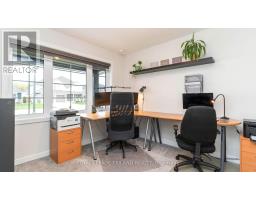 35 WEIR CRESCENT - 6