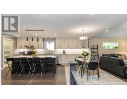 35 WEIR CRESCENT - 9