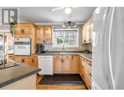 9900 LAKE ROAD - 12