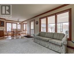 57 LAURENTIAN DRIVE S - 13
