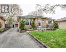 57 LAURENTIAN DRIVE S - 2