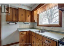 57 LAURENTIAN DRIVE S - 22