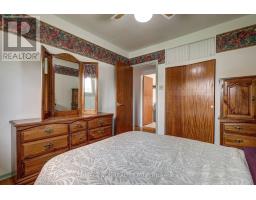 57 LAURENTIAN DRIVE S - 29