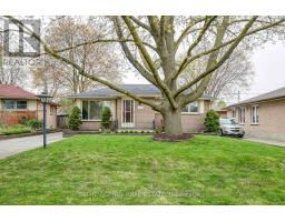 57 LAURENTIAN DRIVE S - 3