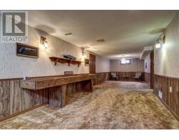 57 LAURENTIAN DRIVE S - 39