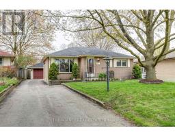 57 LAURENTIAN DRIVE S - 4