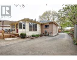 57 LAURENTIAN DRIVE S - 44