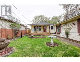 57 LAURENTIAN DRIVE S - 49