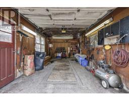 57 LAURENTIAN DRIVE S - 50