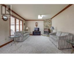 57 LAURENTIAN DRIVE S - 8