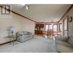 57 LAURENTIAN DRIVE S - 9