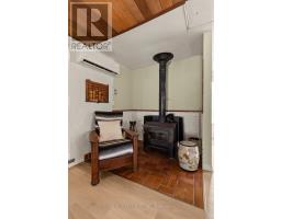 7365 FAIRVIEW DRIVE - 17