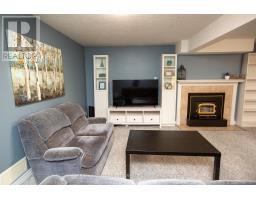 1021 SOUTH WENIGE DRIVE - 22