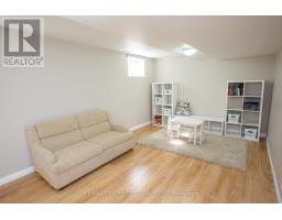 1021 SOUTH WENIGE DRIVE - 23