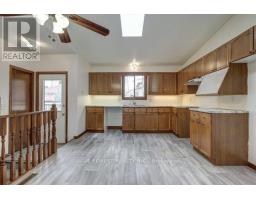 224 CONWAY DRIVE N - 29