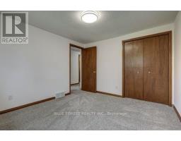 224 CONWAY DRIVE N - 33