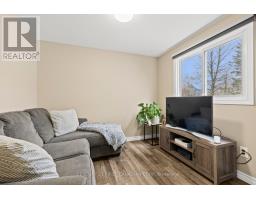 115 OLYMPIC CRESCENT - 27