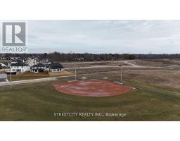 95 OPTIMIST DRIVE - 45