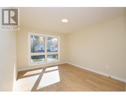 88 OPTIMIST DRIVE - 18