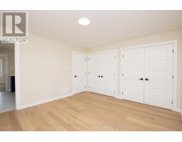 88 OPTIMIST DRIVE - 23