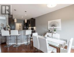 30 - 1630 BAYSWATER CRESCENT - 18