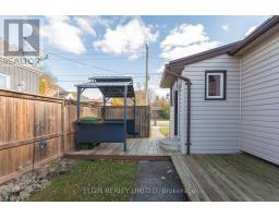 26 PARKSIDE DRIVE - 38