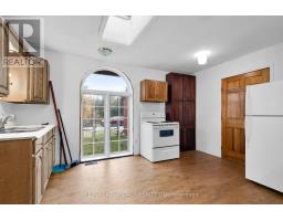 403167 ROBINSON ROAD - 18