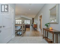 147 ROBIN RIDGE DRIVE - 3