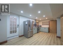 305 SKYLINE AVENUE - 30