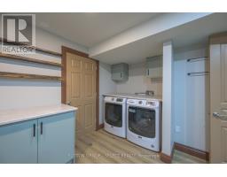 305 SKYLINE AVENUE - 32