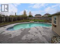 305 SKYLINE AVENUE - 6