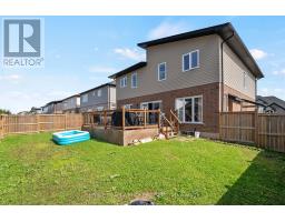 1552 SANDRIDGE AVENUE - 39