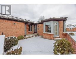 11 - 65 FIDDLERS GREEN ROAD N - 4