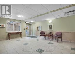 212 - 511 GAINSBOROUGH ROAD - 24