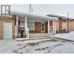 21 MANITOULIN DRIVE - 2