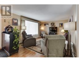 21 MANITOULIN DRIVE - 3