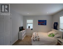 22396 ADELAIDE ROAD - 25