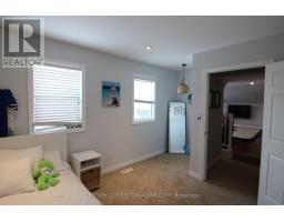 22396 ADELAIDE ROAD - 27