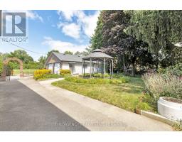 16 CLARKE ROAD - 33