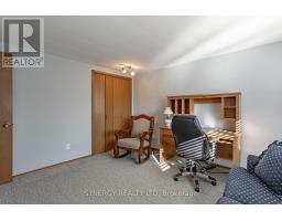 208 LAMORE CRESCENT - 25