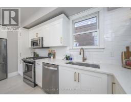 670 QUEENS AVENUE - 22