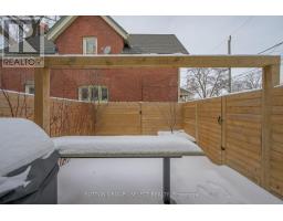 670 QUEENS AVENUE - 6