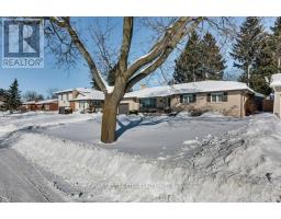 272 BURLINGTON CRESCENT - 3