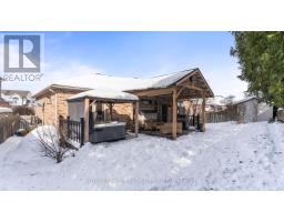 954 CRESTVIEW CRESCENT - 33