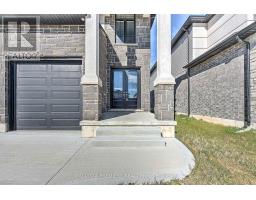 2916 LEMIEUX WALK - 5