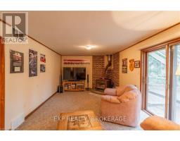 10288 RIVERSIDE DRIVE - 34