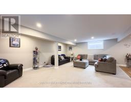 303 HAZELTON LANE - 25