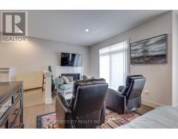 15 - 355 EDITH CAVELL BOULEVARD - 33