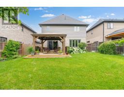 6637 UPPER CANADA CROSSING - 34